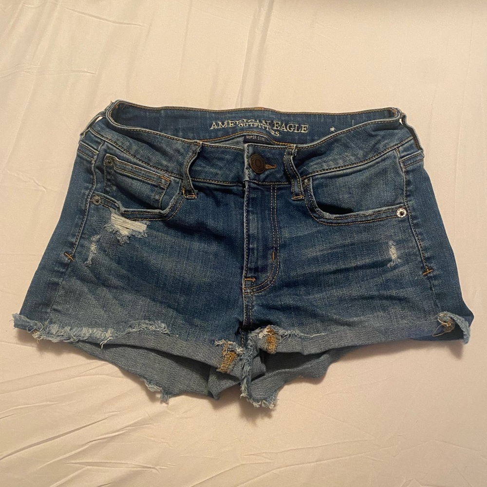 AMERICAN EAGLE JEAN SHORTS